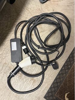 Level 2 EV charger FOR PARTS/not working