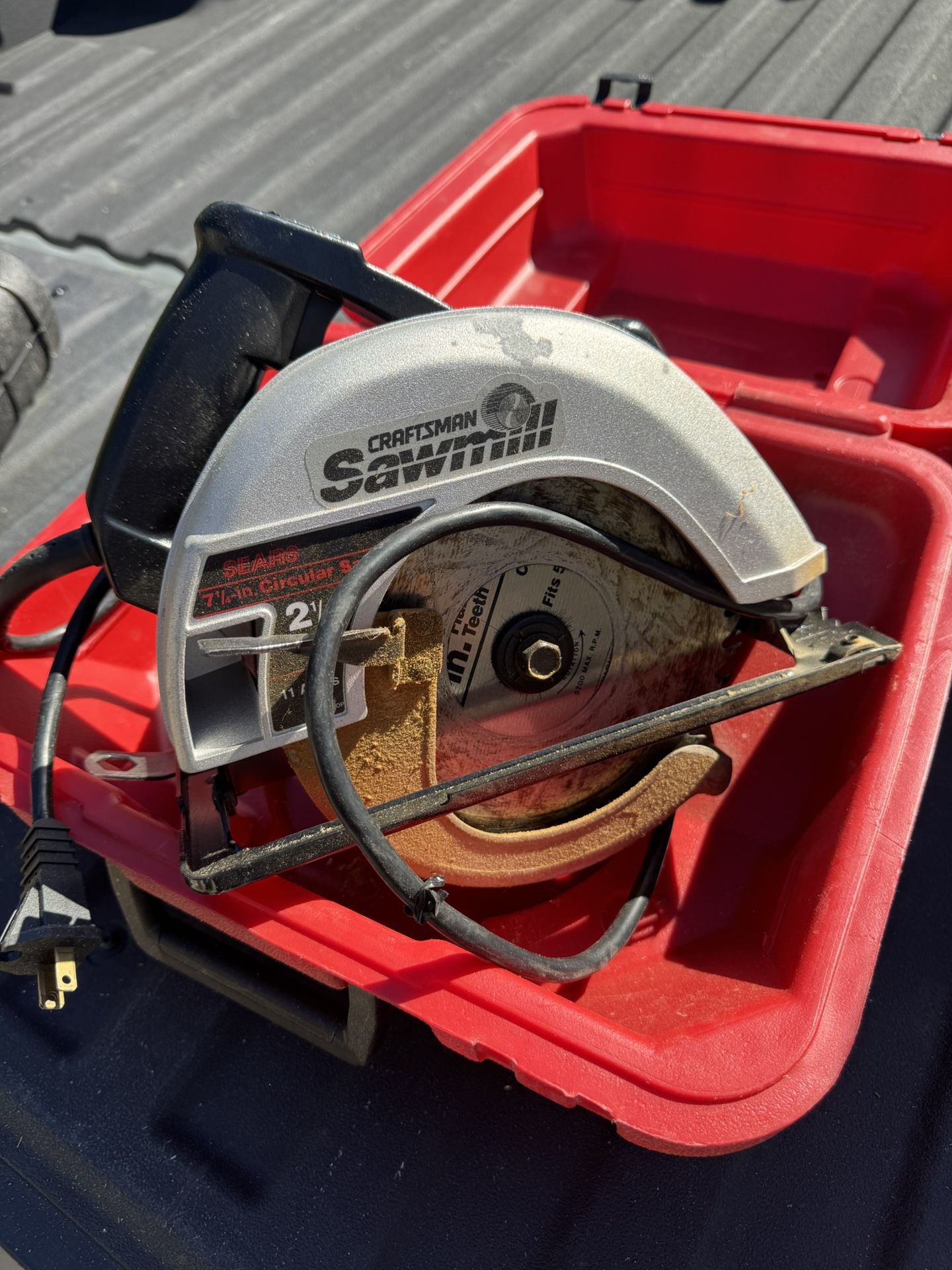 Craftsman Skill Saw / Skil Screw Gun 