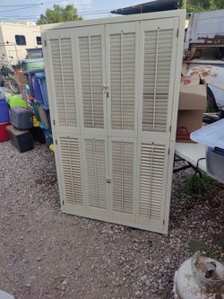 Plantation Shutters 