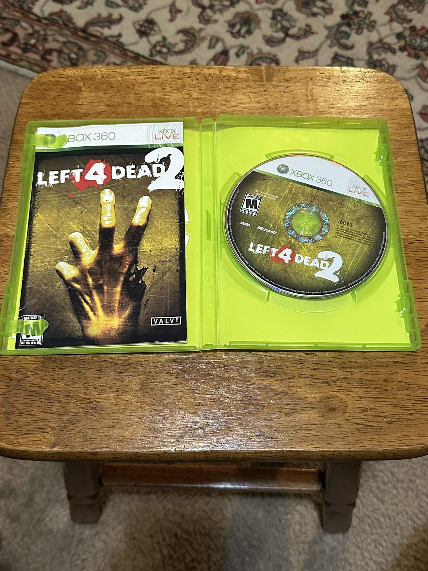 Left 4 Dead 2 Xbox 360 Game Complete