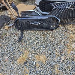 2018 2019 2020 Ford Ranger XLT Front Grille OEM