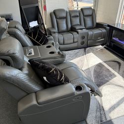 Power Reclining Sofa & Love W/ Speakers