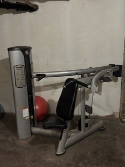FreeMotion Epic Strength Shoulder Press Machine
