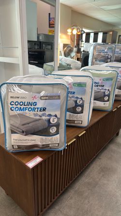 Cooling comforter queen