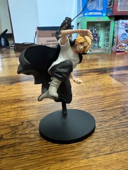 Tokyo Revengers Anime Figurine