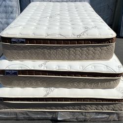 Full Organic Cloud Edition Europillow Top 12inch Mattress!!