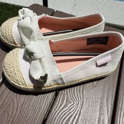 Brand New Nautica White Iridescent 