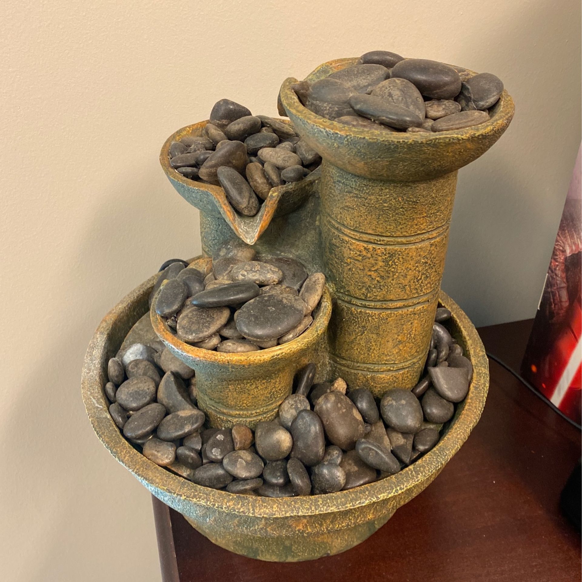 Pebble Stone Water Fountain 