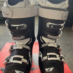 Ski Boots - Size 26.5