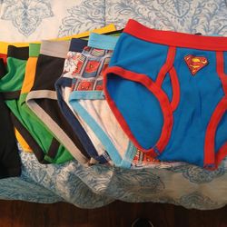 Boys Size 8 / FREE