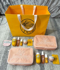 Sol de janeiro exclusive bag with minis