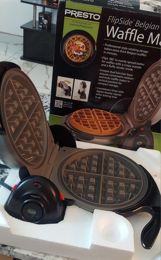 Presto 03510 Ceramic FlipSide Belgian Waffle Maker,Black