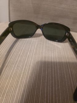 Ray ban sun glasses