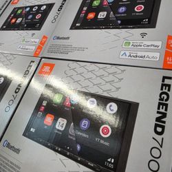 JBL stereo Apple Car Play Android Auto 