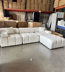 Brand New Sectional Sofa - Sofa Seccional Nuevo / Fast delivery