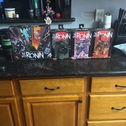 Neca Bundle The Last Ronin Teenage Mutant Ninja Turtles Bundle