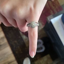 Wedding.\nRing women's
