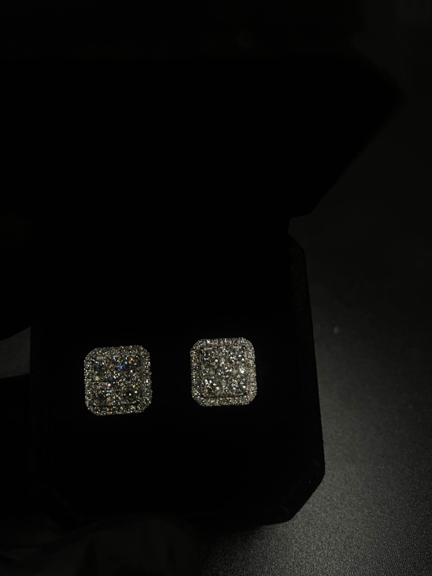 ICE BOX Moissanite Unisex Earrings
