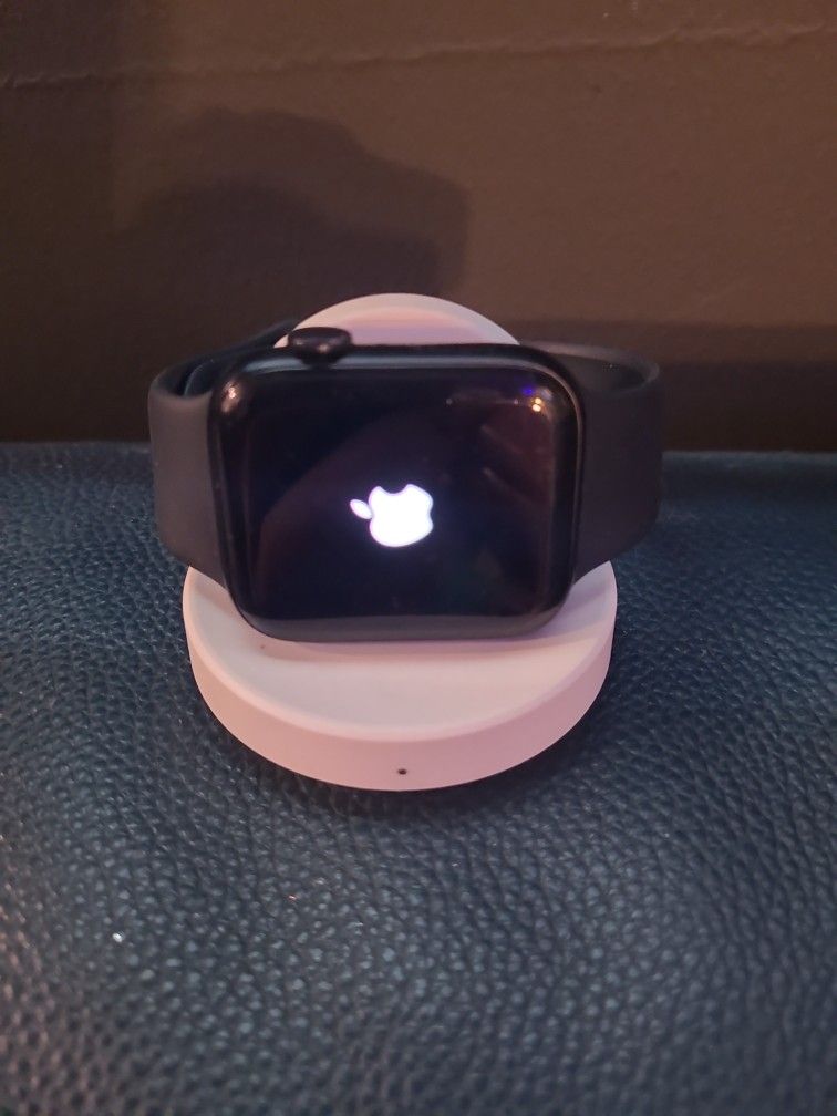 APPLE WATCH  2 AXIS-T1 brand new!