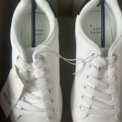 Women Tennis shoes