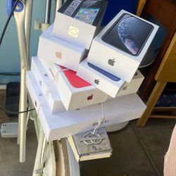 Apple 4 Iphones & 3 IPads Empty Boxes $35