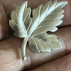 Tiffany &Co Vintage Leaf Brooch Pin