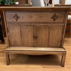 MCM Thomasville Horizon Nightstand