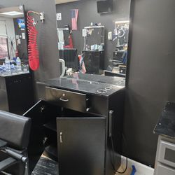 Salon/barber Station Dresser