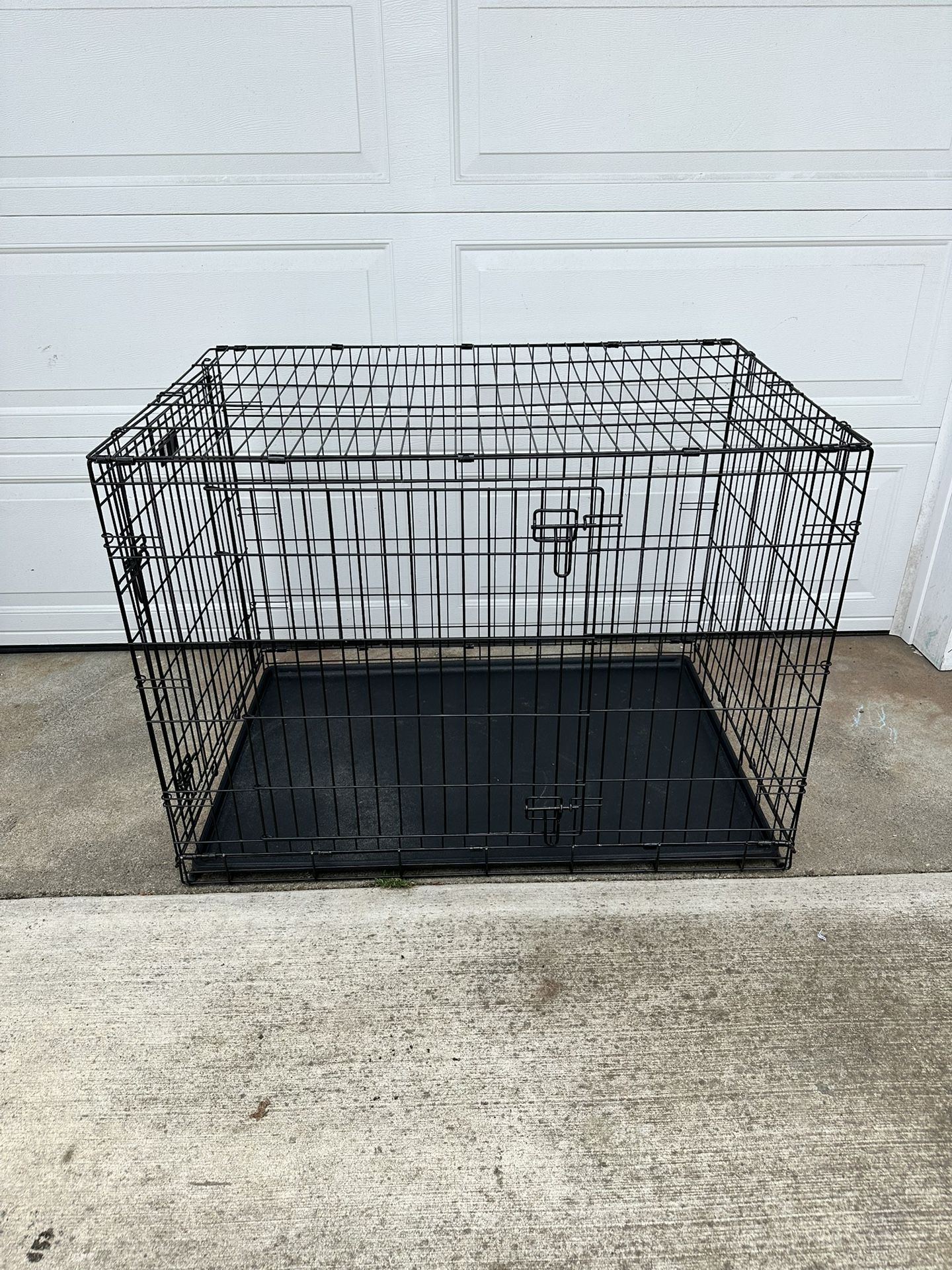 Large Dog Crate - Pending P/up Sat