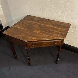 Corner Table