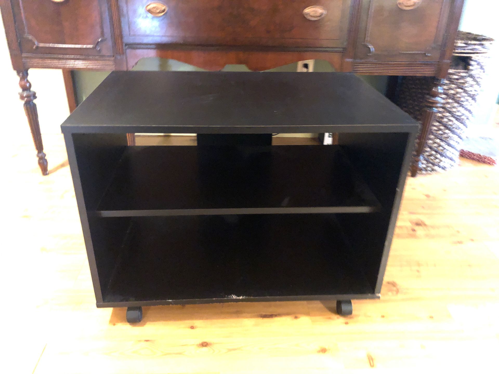 Free Small shelving unit on wheels