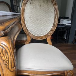 Dinning Table