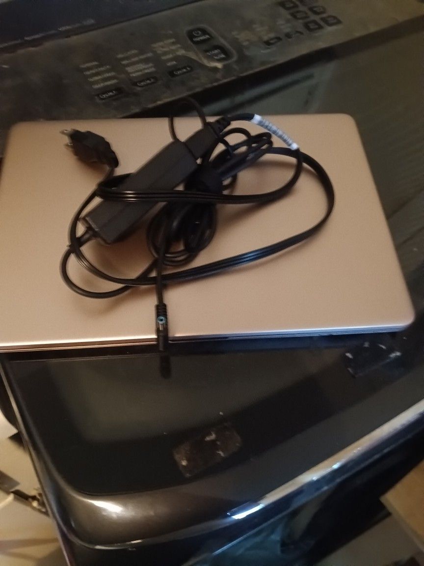 HP LAPTOP