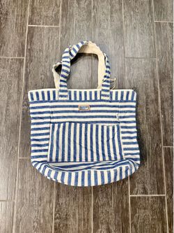 Striped beach bag