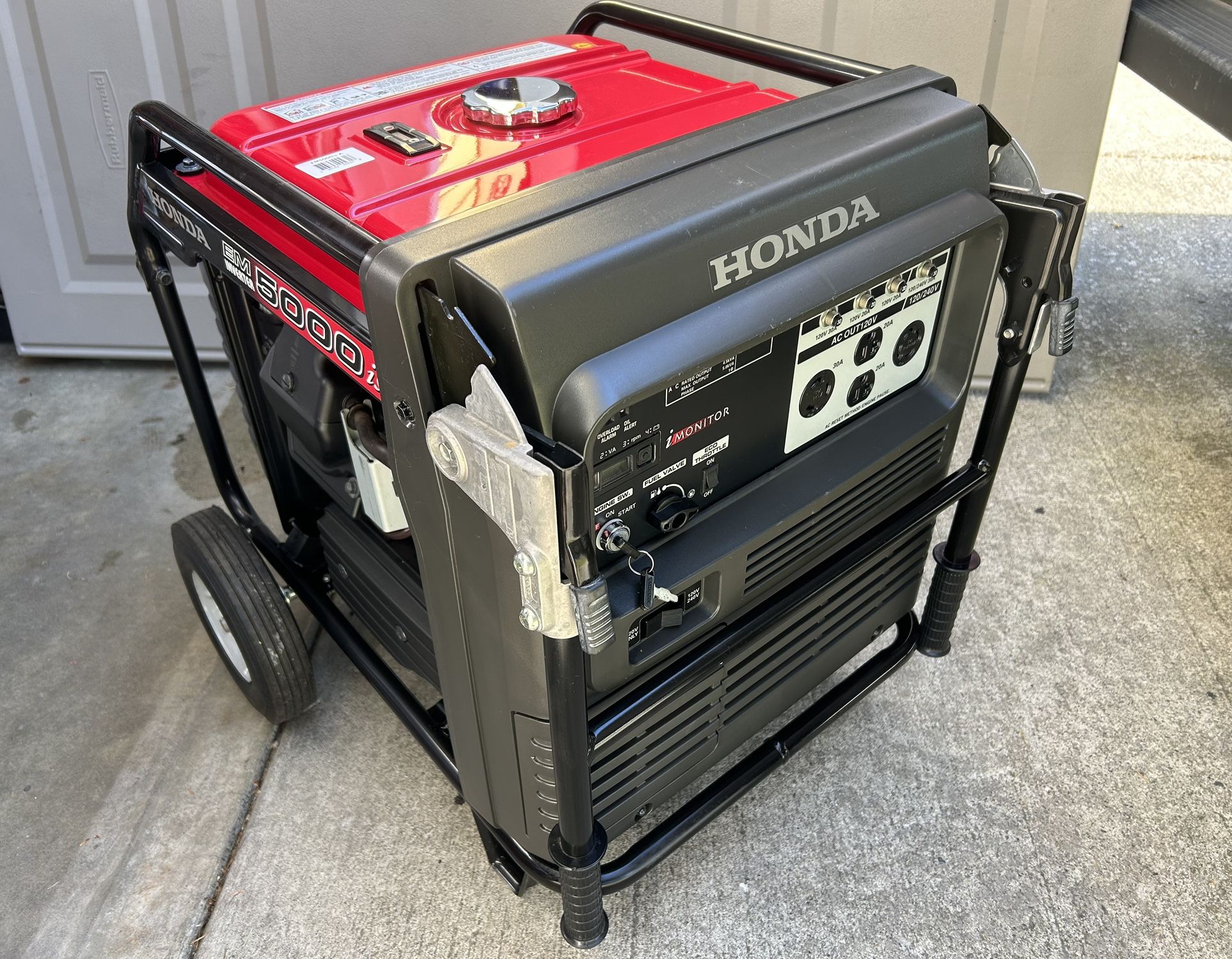 Honda em5000is Generator inverter with power cord and manual for Sale