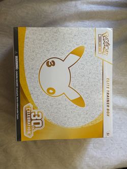 Pokemon 30th Celebration Elite Trainer Box