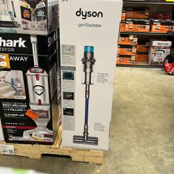 Dyson Gen5outsize vacuum