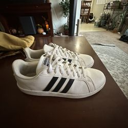Men’s Classic White Adidas Shoes Size 11