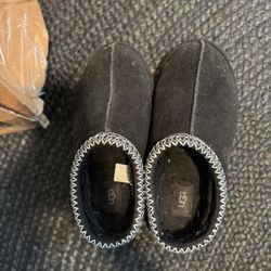 Ugg Tasman - Black Size 8