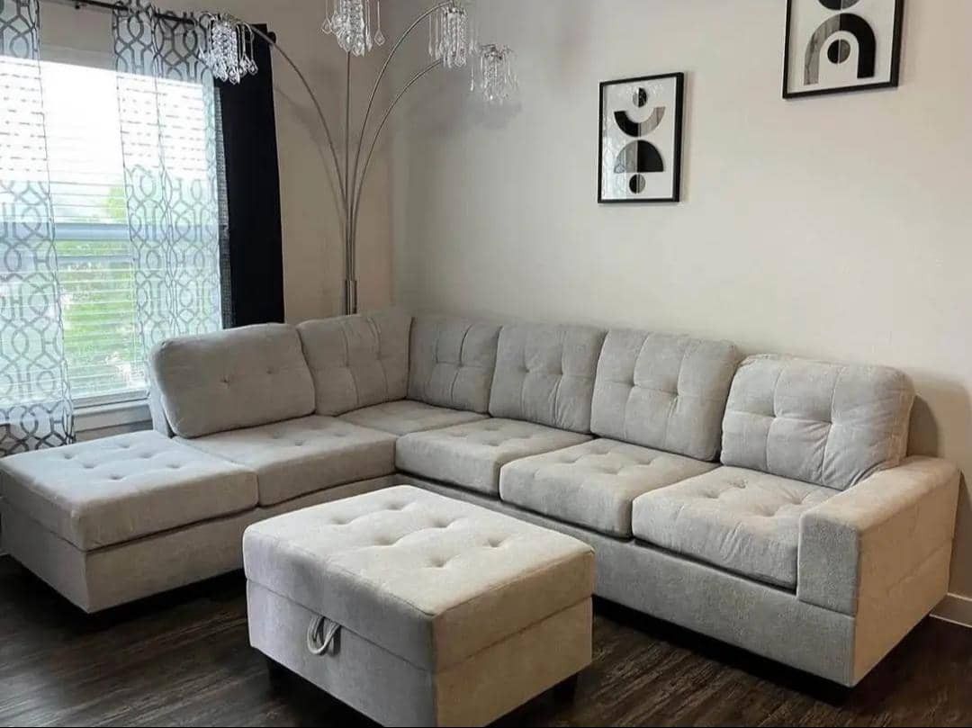 For Sale - Sectional with Ottoman!!! Ask for Price !!! Preguntar Por Precio