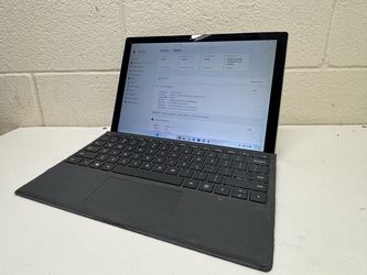 Microsoft Surface Pro 4 12.3” Intel Core i5-6300U 4GB RAM 128GB SSD Windows 11 Pro