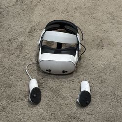 Meta Quest 3s With Strap