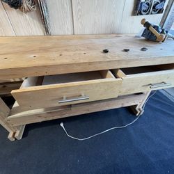 Work Bench Wooden & Vice