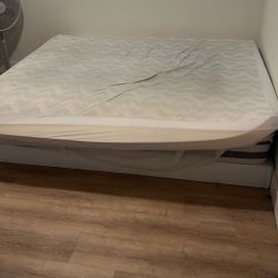 Cali King Bed And Box Springs