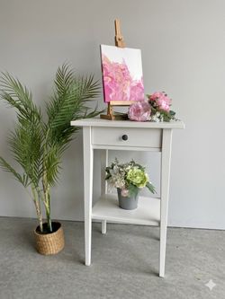 Ikea hemnes side table