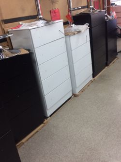 4 drawer chest