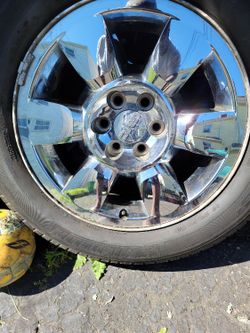 20in Chrome Gmc Rims Full Set