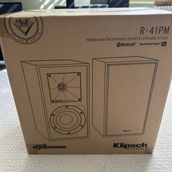 Brand New Klipsch R-41PM Powered Speakers 