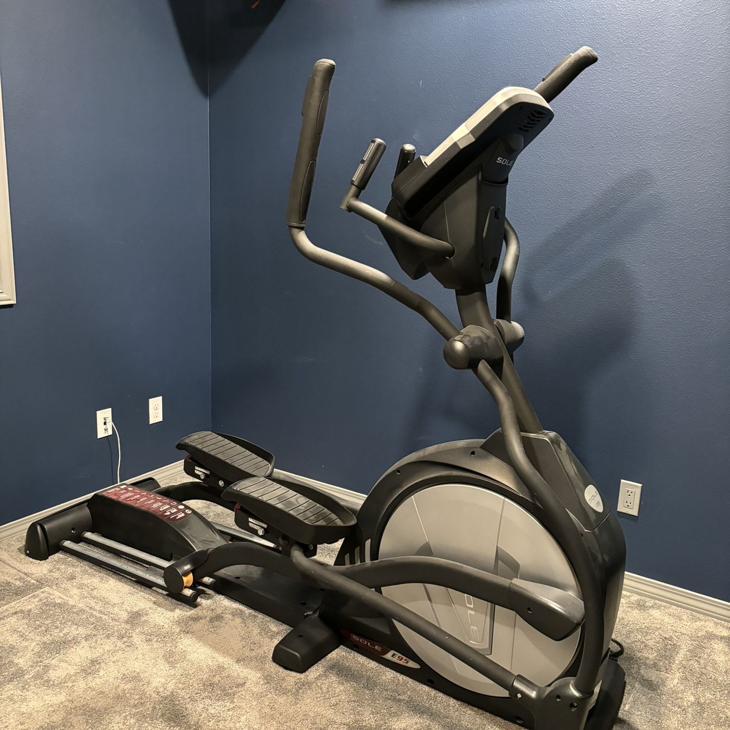 Sole E95 Elliptical Home Gym Exercise Treadmill Machine 
