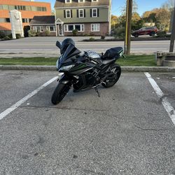 2015 Ninja 300